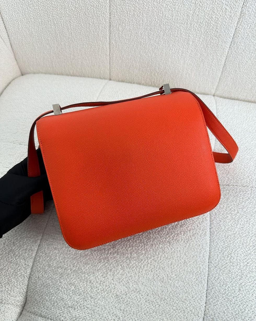 Thumbnail: Hermes Constance 24 Epsom (2016)