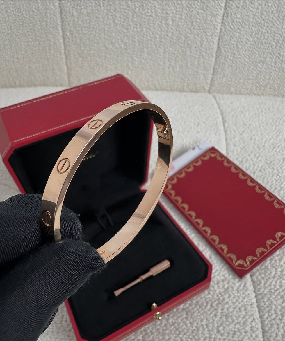 Thumbnail: Cartier Love Bracelet Rose Gold Size 17 (2021)