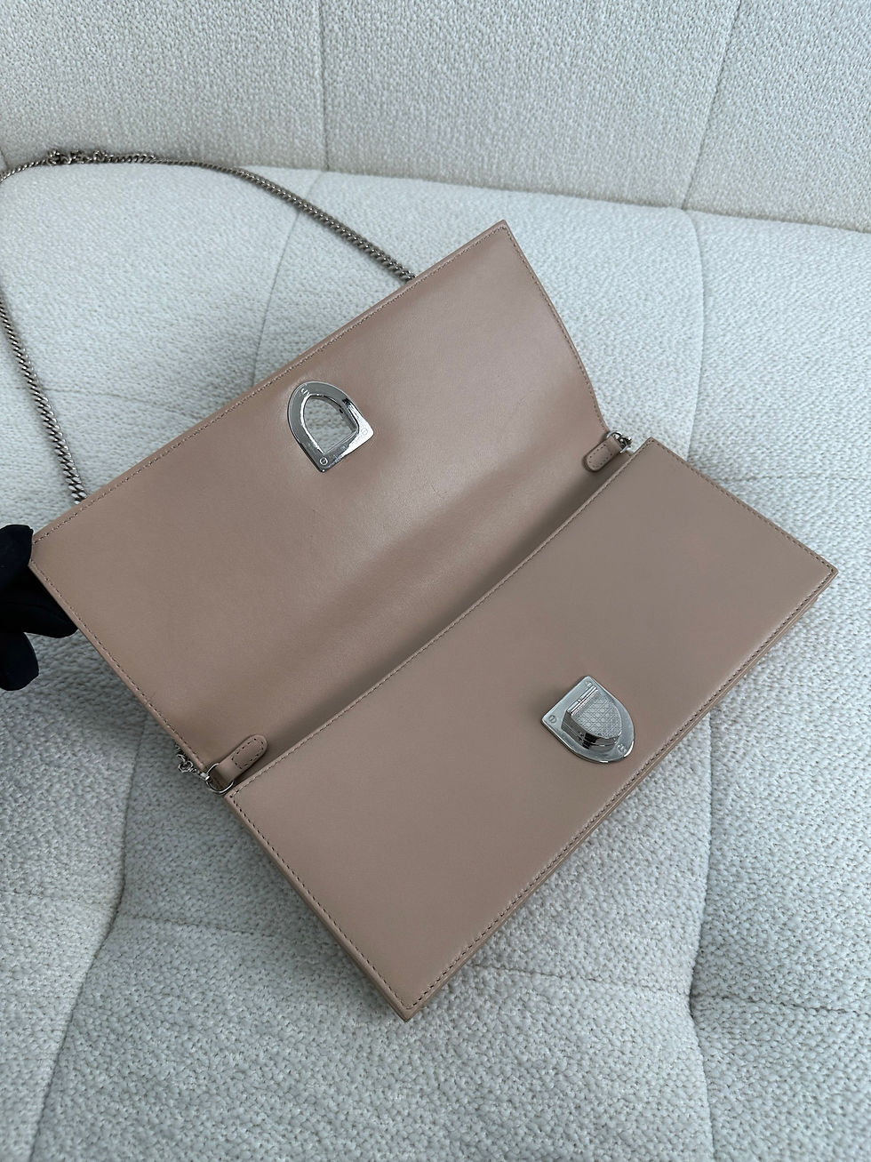 Thumbnail: Dior Diorama Long Clutch With Chain