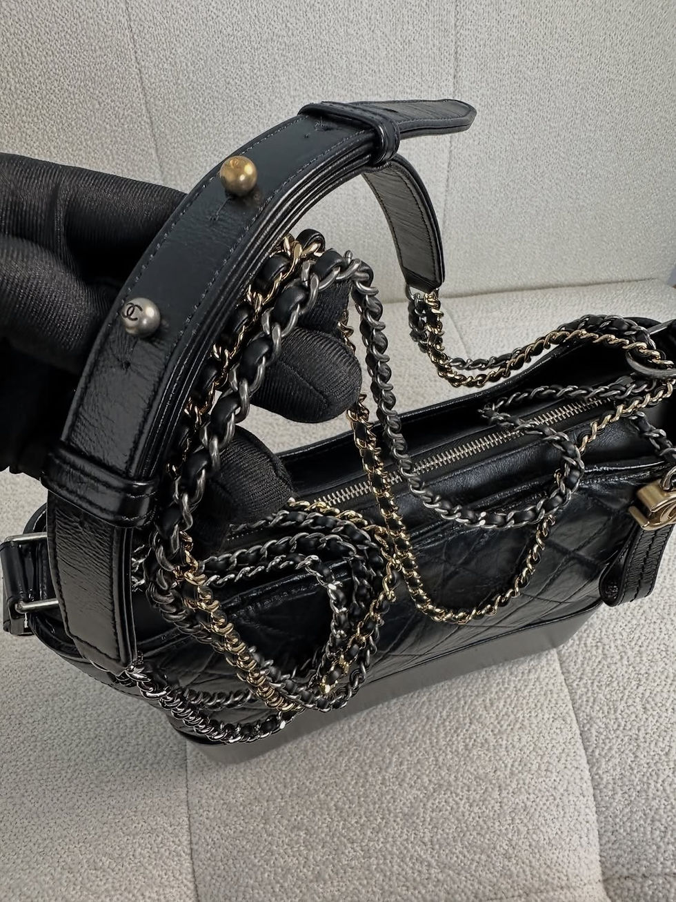 Thumbnail: Chanel Gabrielle Medium Black (2018)