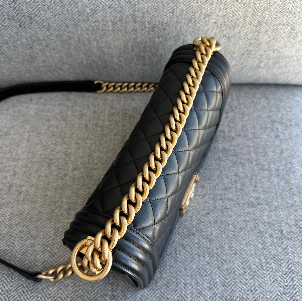 Thumbnail: Chanel Black Boy Bag Old Medium GHW 26 Series 