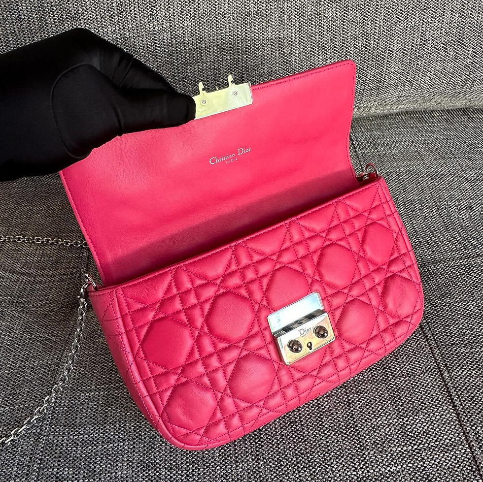 Thumbnail: Dior Pink MissDior Promenade Pouch SHW (2014)