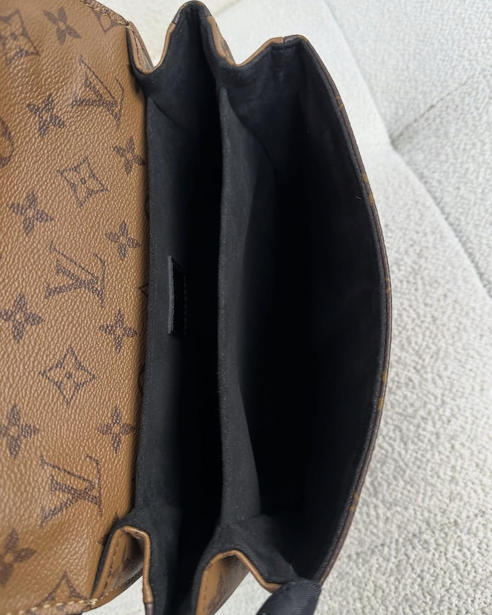 Thumbnail: Louis Vuitton Pochette Metis Monogram Reverse (2022)