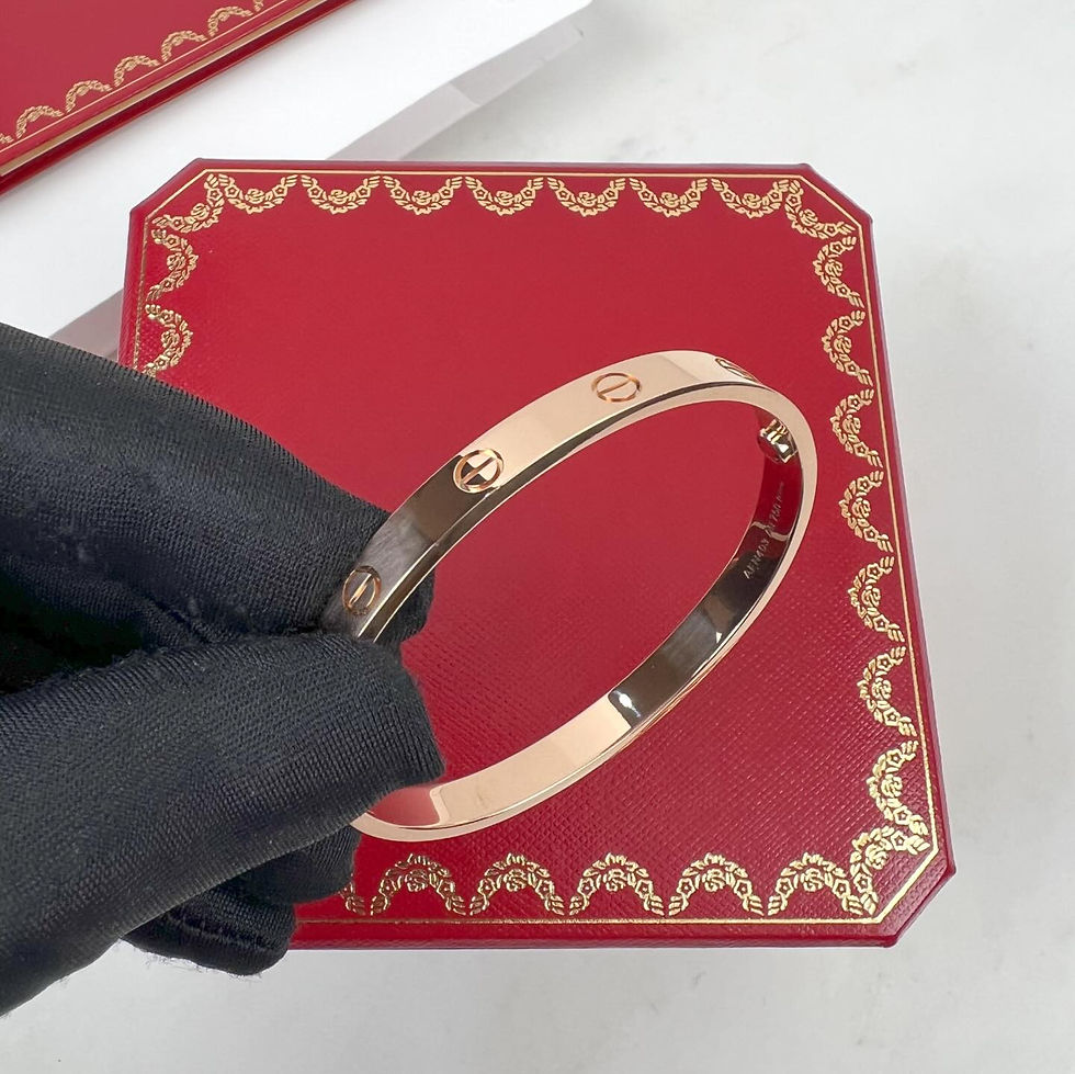 Thumbnail: Cartier Full Set Love Bracelet Rose Gold Size 17