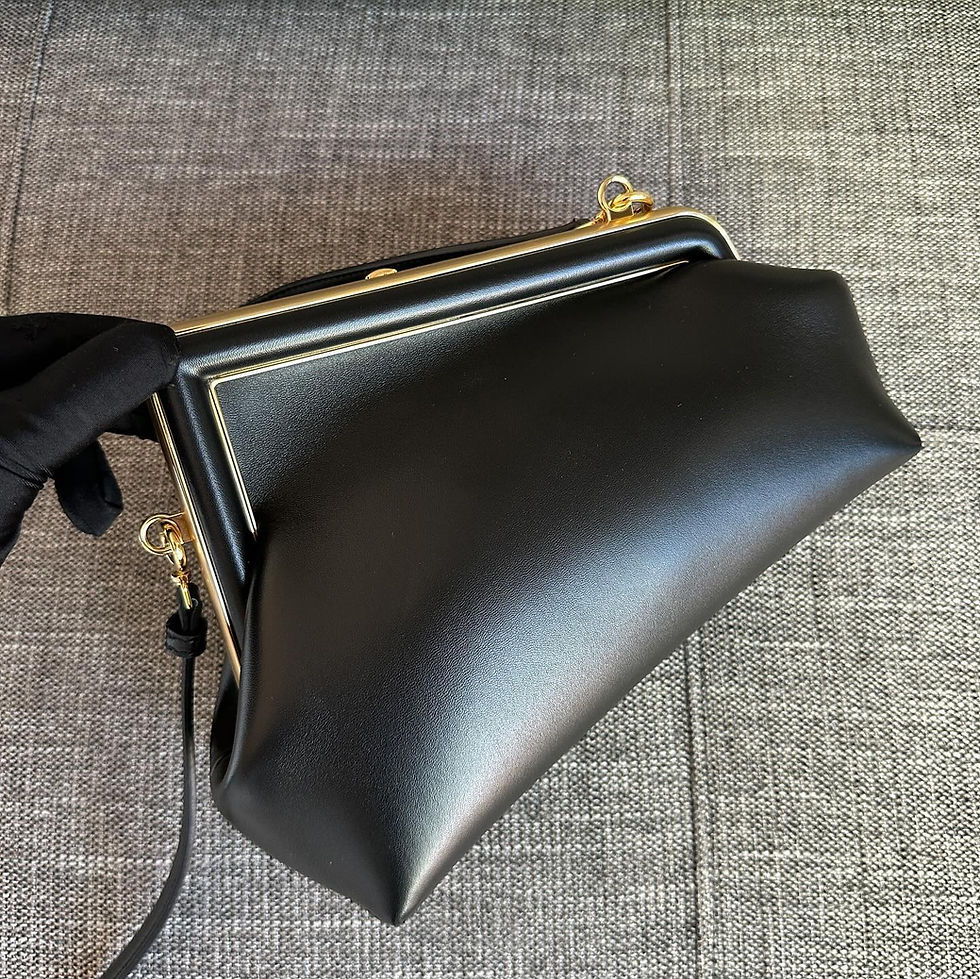 Thumbnail: Fendi  FIRST Small Bag GHW (2021)