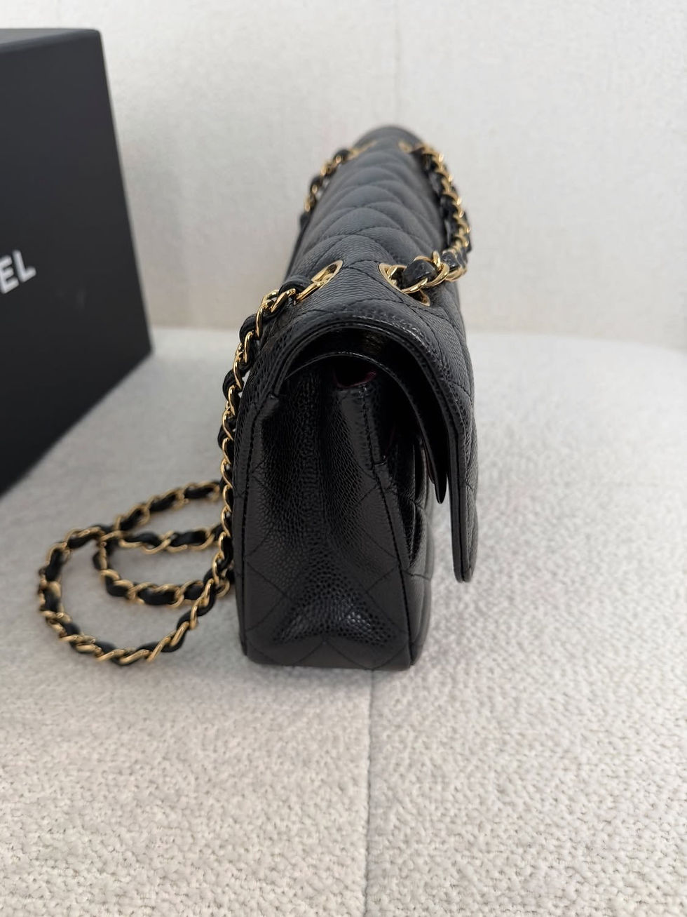 Thumbnail: Chanel Full Set Classic Flap Bag Medium GHW (2020)