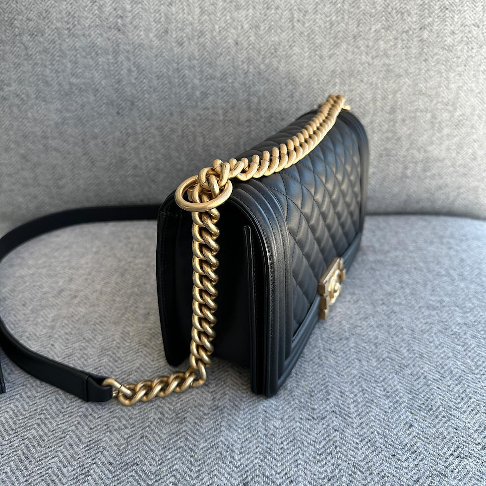Thumbnail: Chanel Black Boy Bag Old Medium GHW 26 Series 