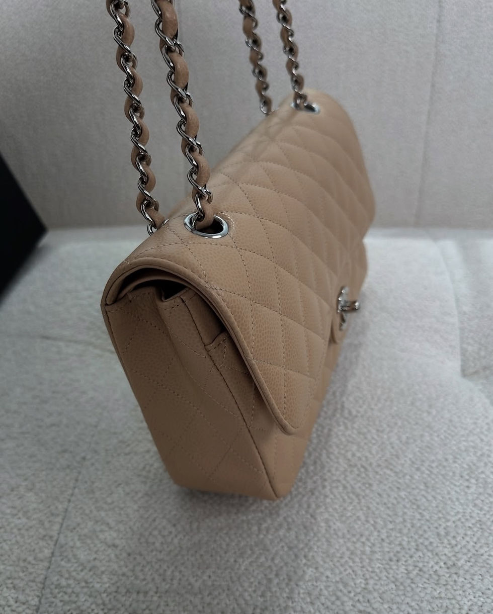 Thumbnail: Chanel Full Set Caviar Classic Flap Medium SHW (2022)