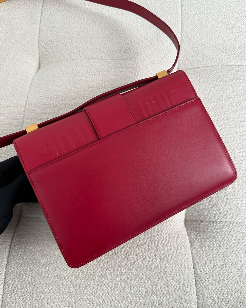 Thumbnail: Celine Red 30 Montaigne Bag (2020)