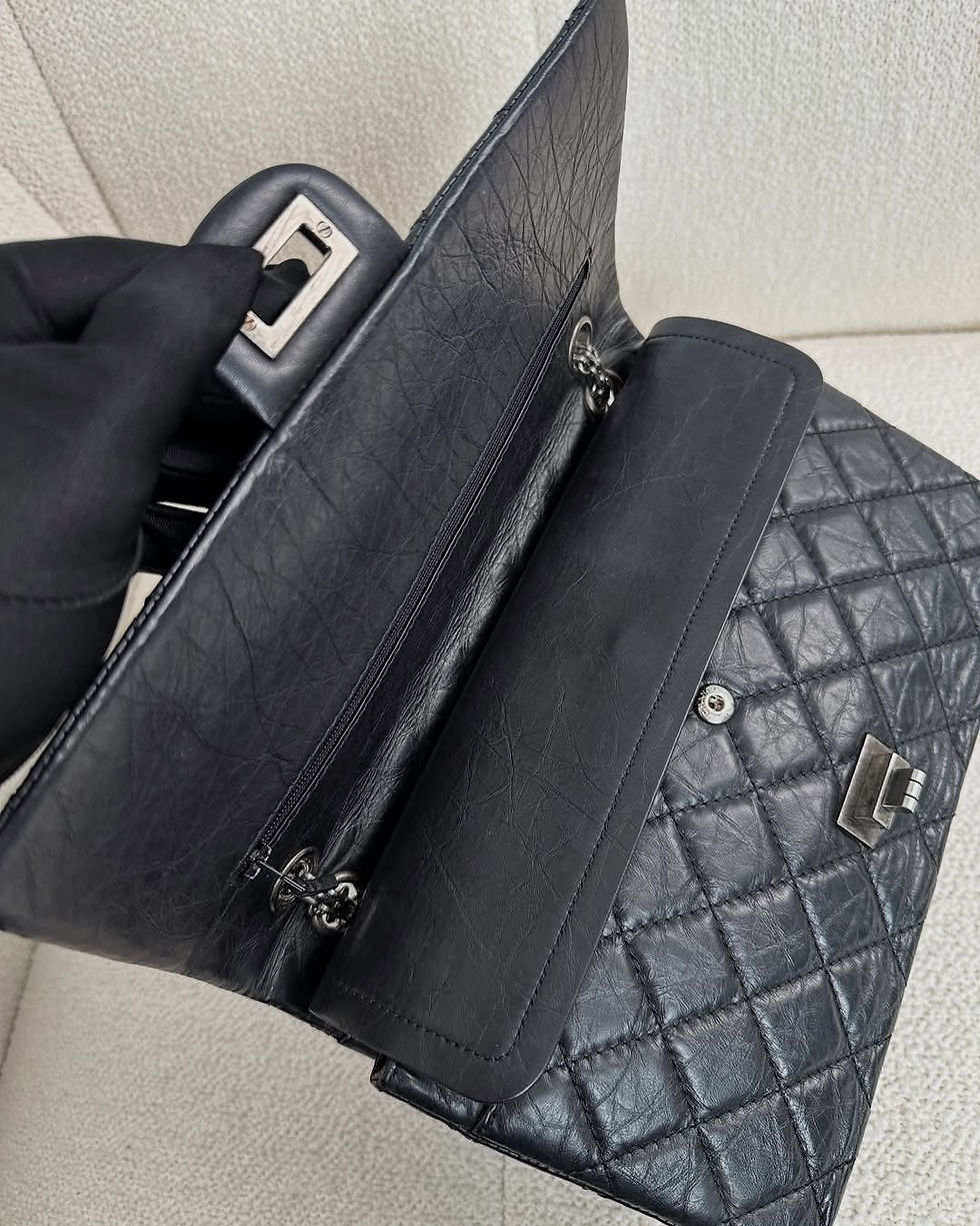 Thumbnail: Chanel Black Reissue 226 Series 15