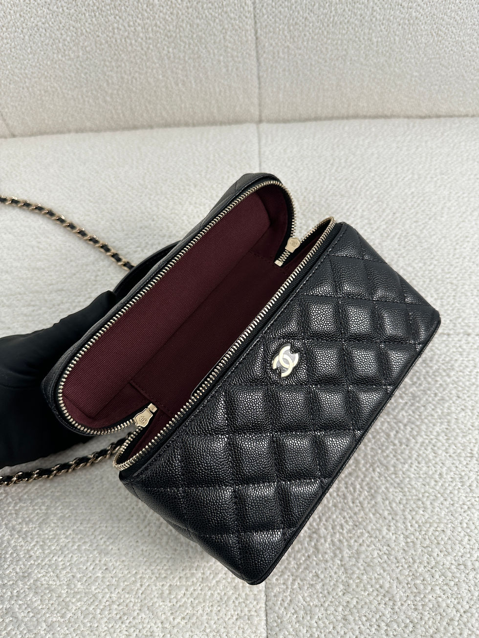 Thumbnail: Chanel Full Set Vanity Case With Handle (2025)