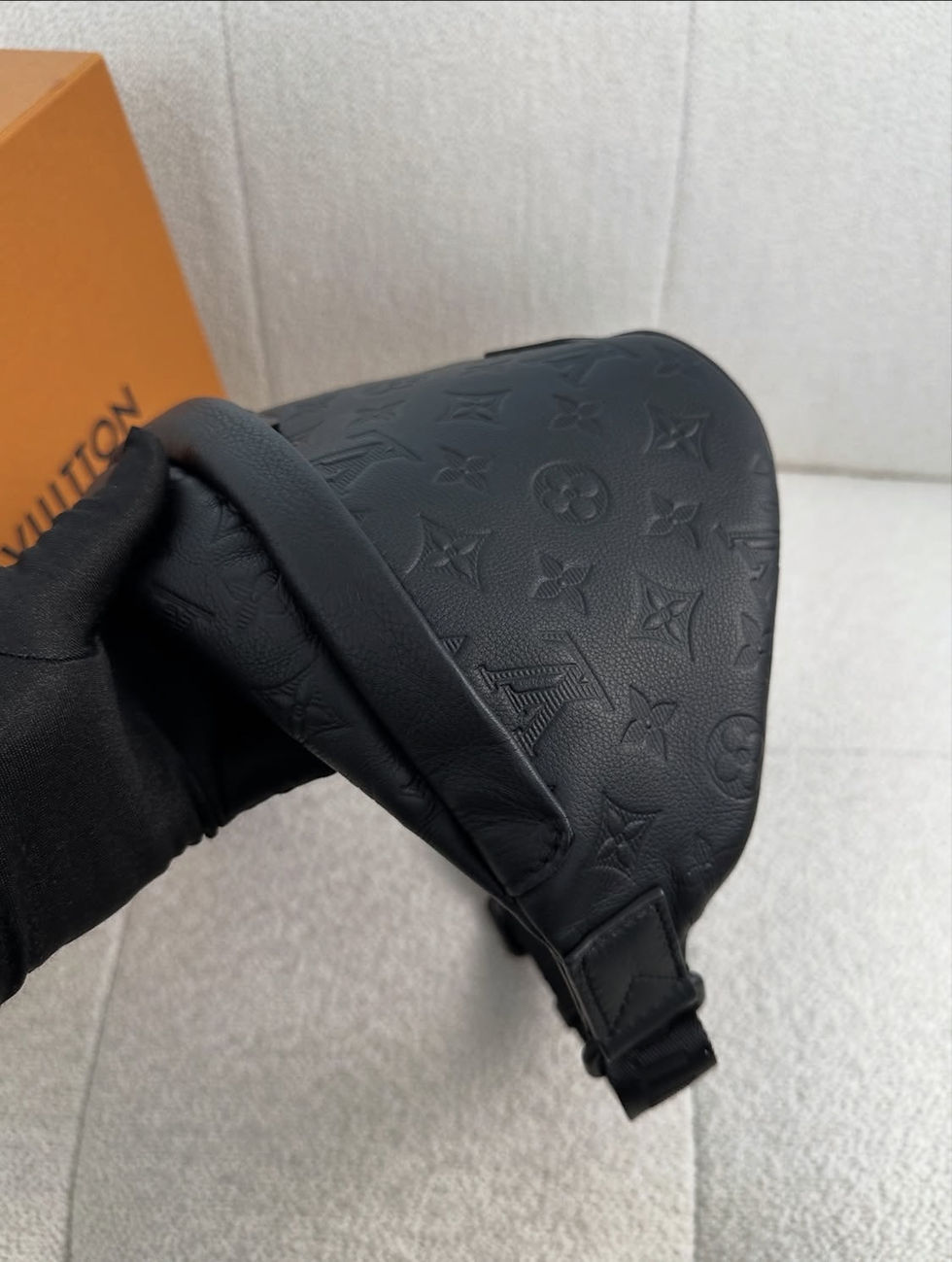 Thumbnail: Louis Vuitton Full Set Discovery Bumbag (2024)