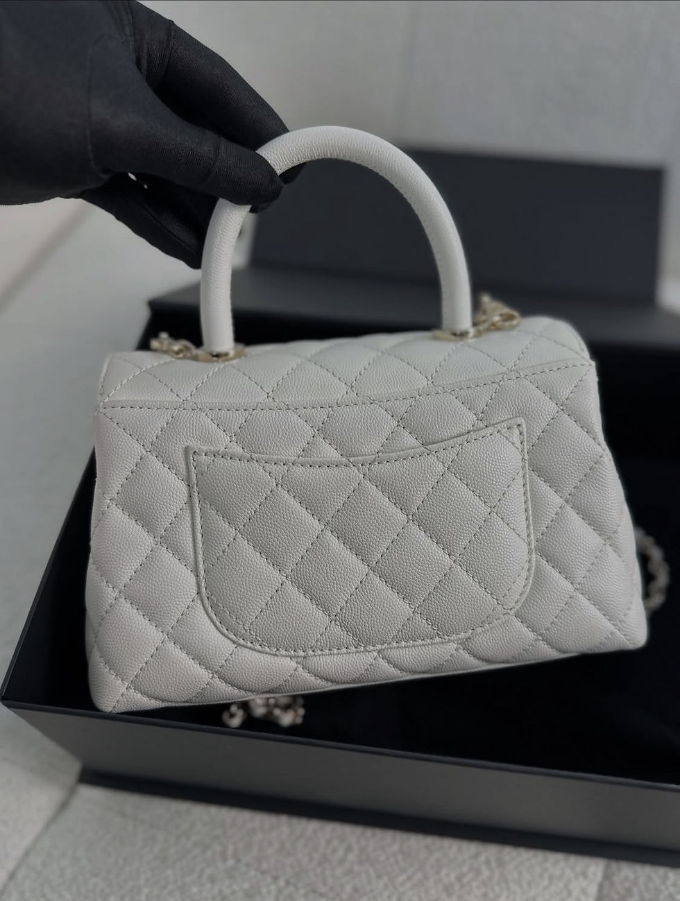Thumbnail: Chanel White Caviar Coco Handle Small (2021)