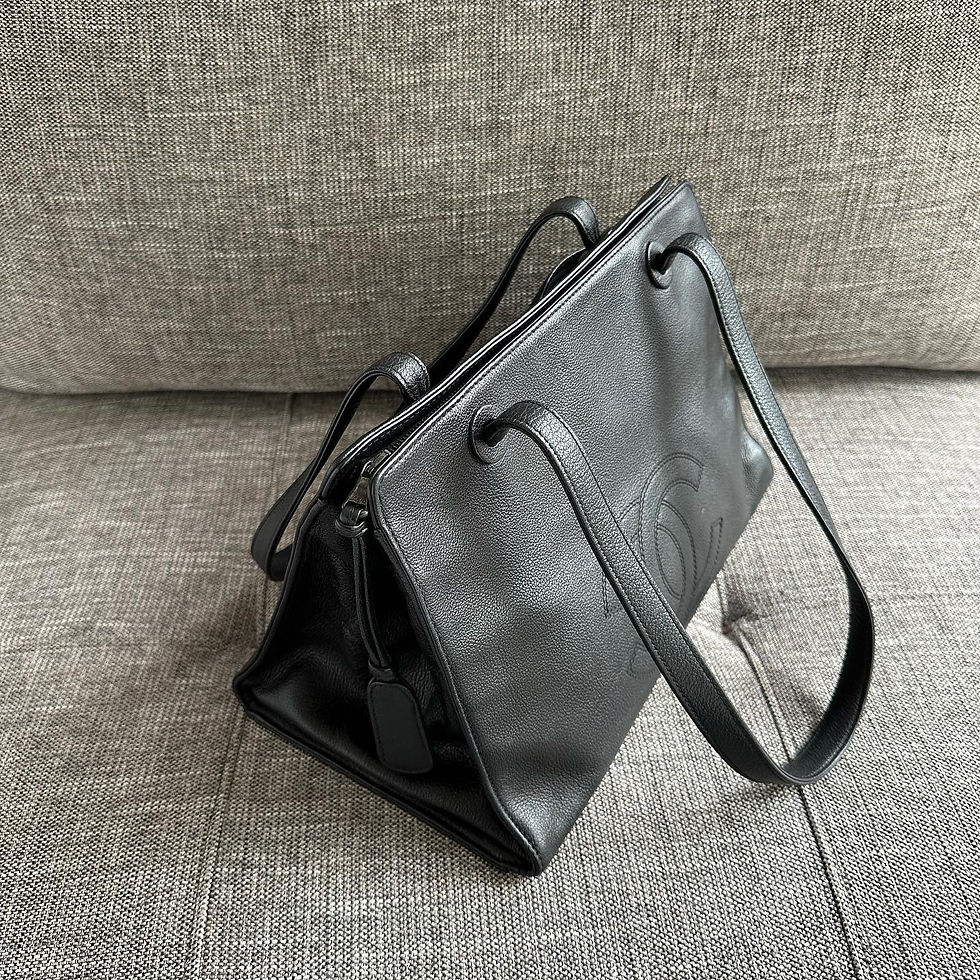 Thumbnail: Chanel Black Vintage Shoulder Bag 4 Series