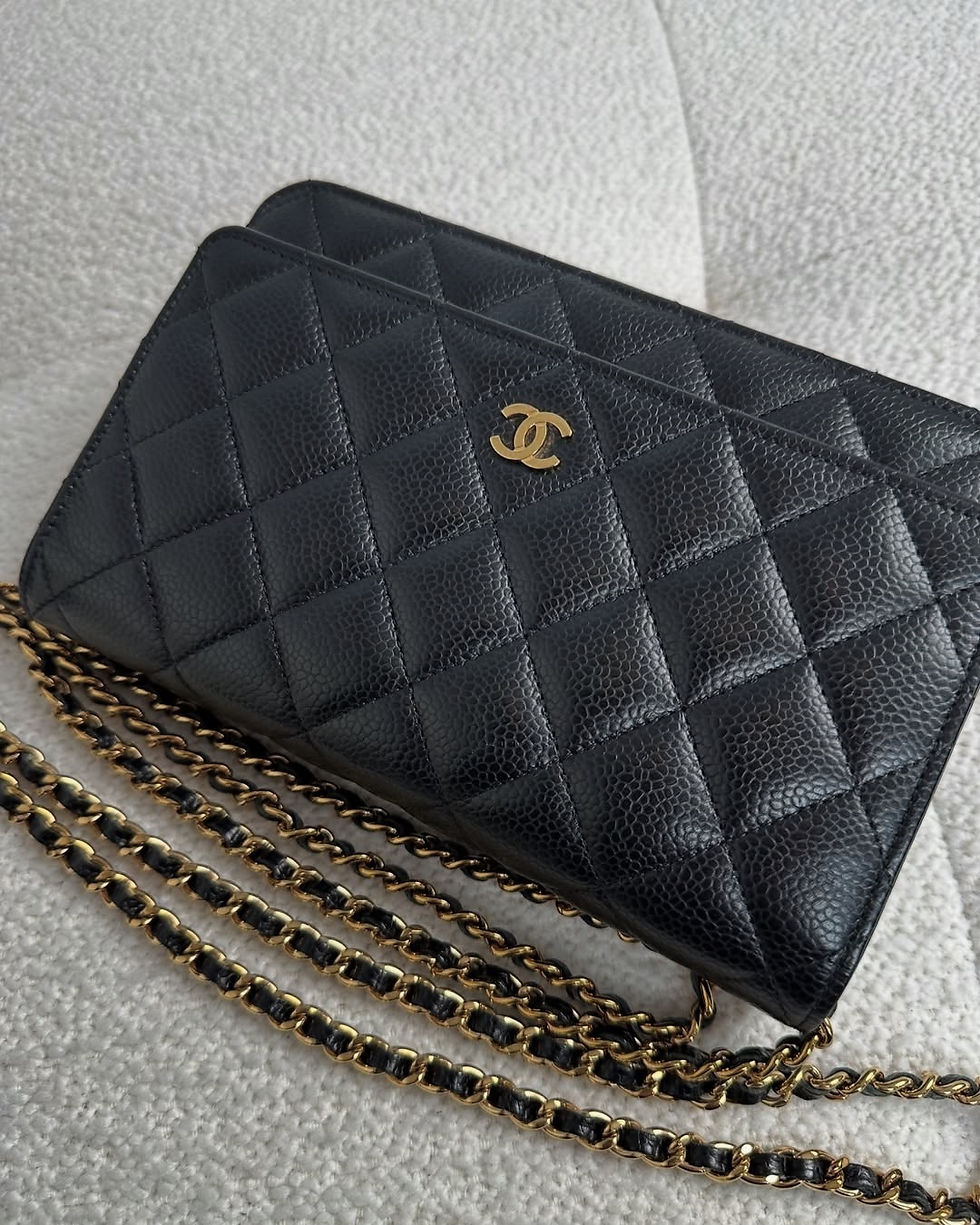 Thumbnail: Chanel Black Caviar Classic Wallet On Chain GHW (2022)