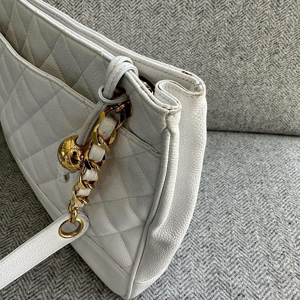 Thumbnail: Chanel White Caviar Vintage Tote GHW 2 Series