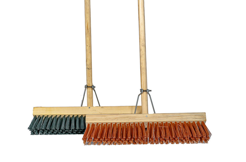 Platform Brooms (Hard & Soft)