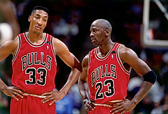 NBA: Michael Jordan cho rằng đáng ra ông nên ở lại Chicago Bulls thêm 1 mùa giải sau chức vô địch th