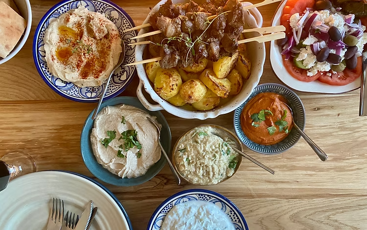 Tzatziki
Tzatziki recept
Äkta tzatziki
Grekisk tzatziki
Hemgjord tzatziki
Klassisk tzatziki
Tzatzikisås
Yoghurtsås
Grekisk yoghurtsås
Tzatziki med gurka
Tzatziki med vitlök
Bästa receptet på tzatziki
Äkta grekisk tzatziki
Enkel tzatziki
Krämig tzatziki
Tzatziki med grekisk yoghurt
Tzatziki som på restaurang
Tzatziki till grillat
Tzatziki till souvlaki
Tzatziki till lamm
Hur gör man tzatziki?
