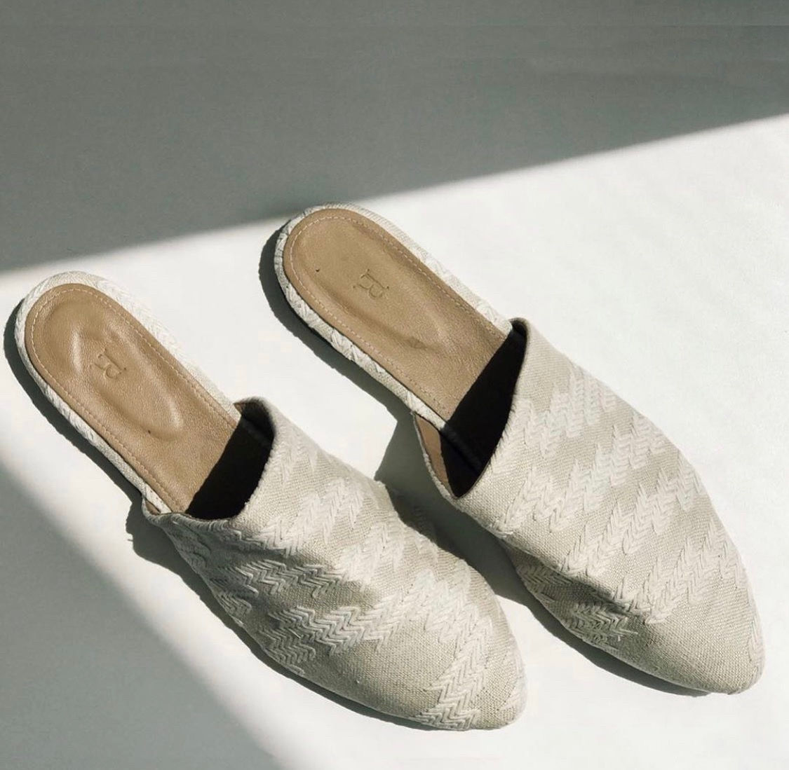 Linen leaf