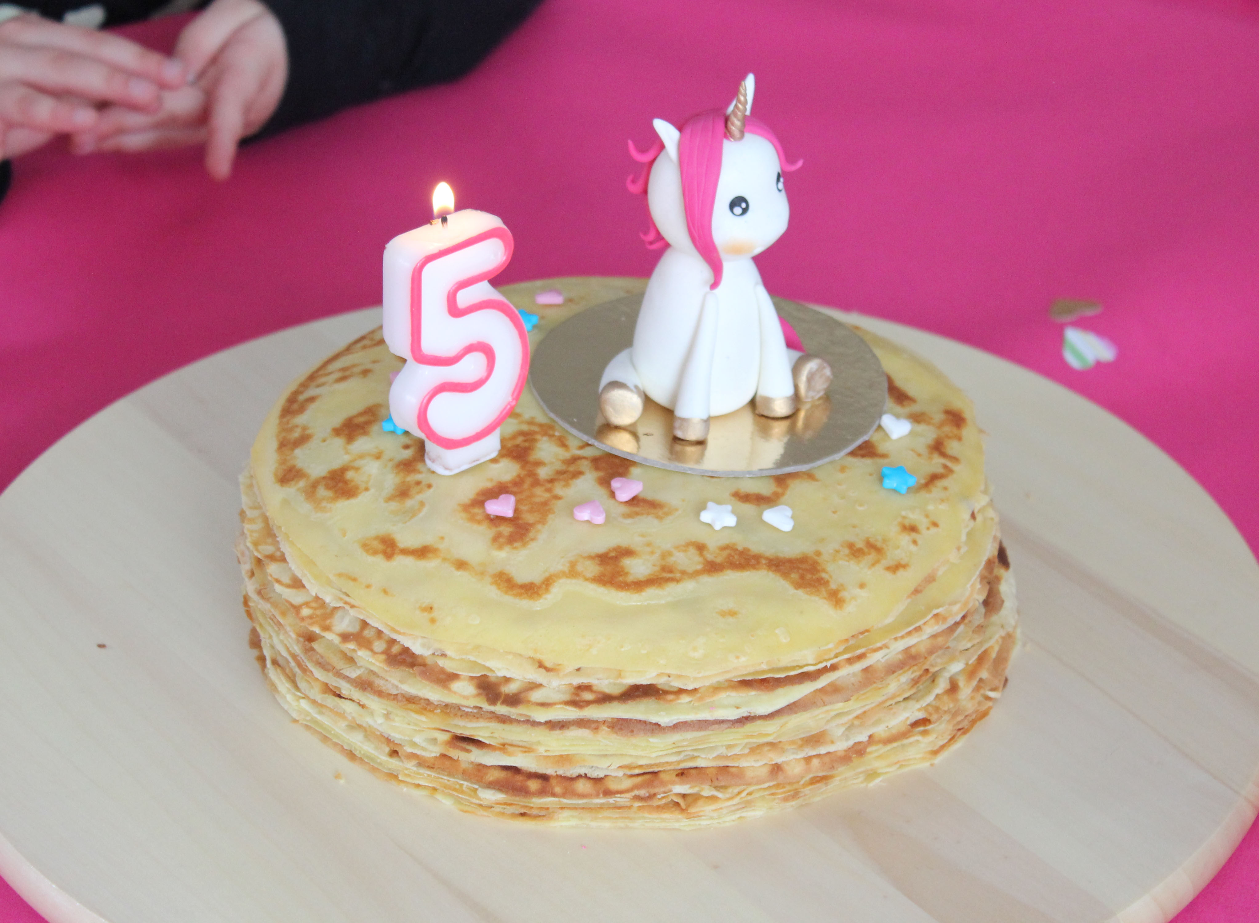 Anniversaire Elena - gâteau de crêpe
