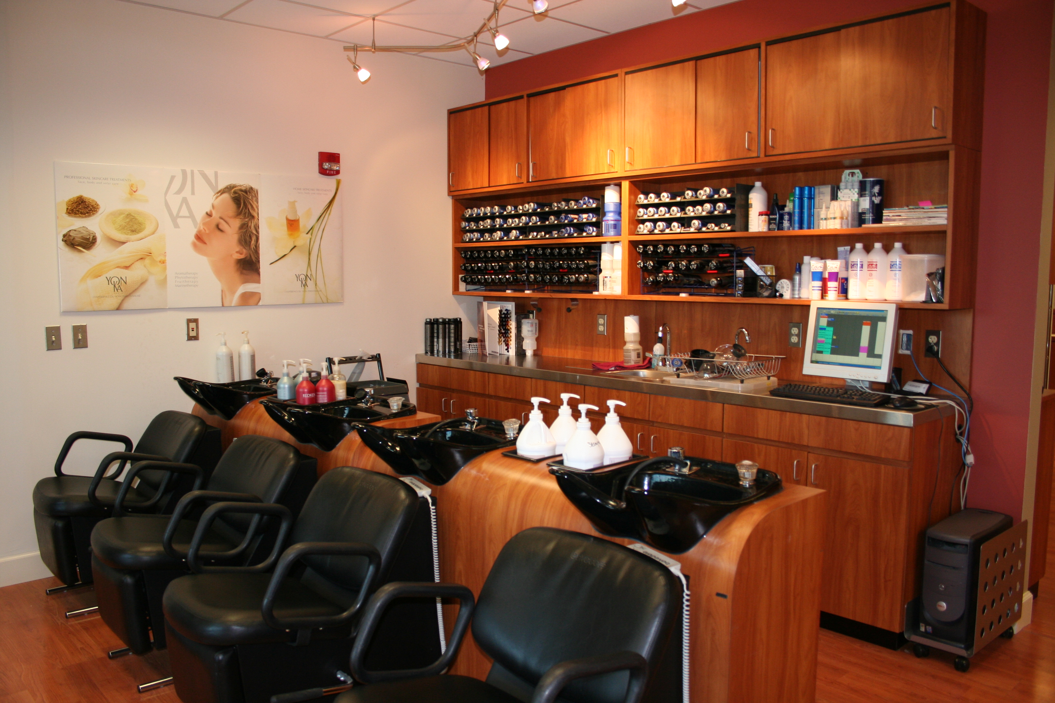 J Stephens Salon Roeshot Construction