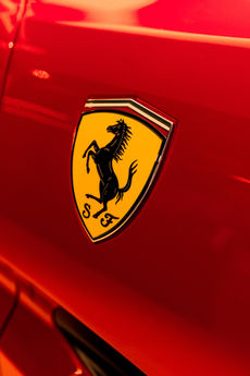ferrari logo
