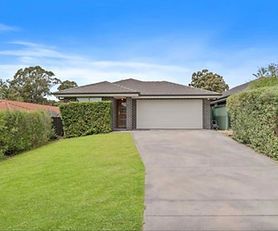 8e Windeyer St Thirlmere 