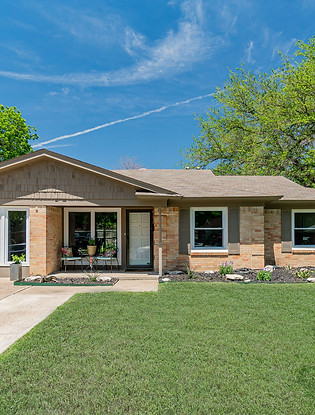 1-web-or-mls-11367 Lippitt Avenue Dallas Texas 75218 (1).jpg