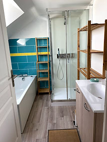 salle de bain étage Gite de la Heudiere
