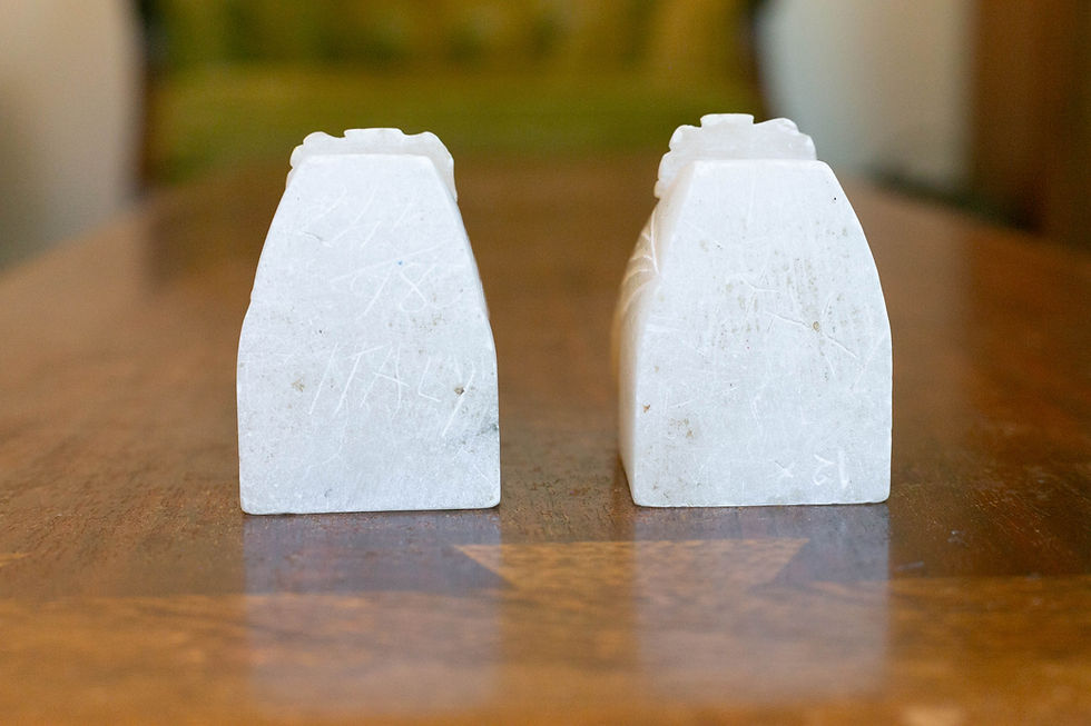 Thumbnail: Italian alabaster cockatoo bookends