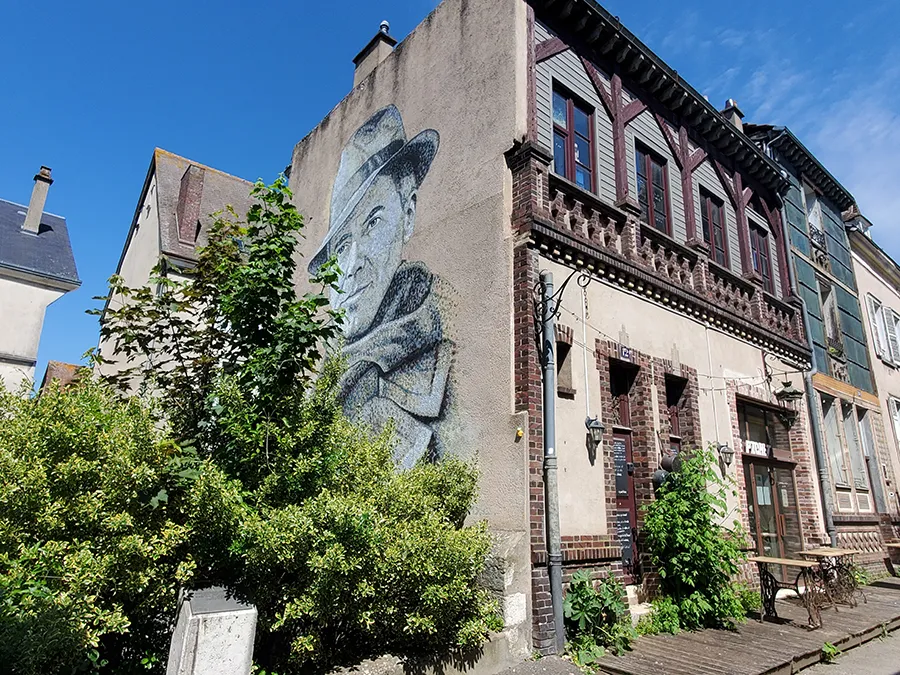 facade-jean-moulin-chartres