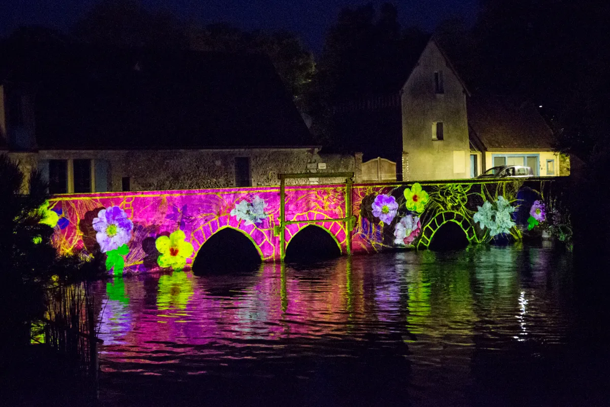 lumieres-chartres-pont-grenouillere