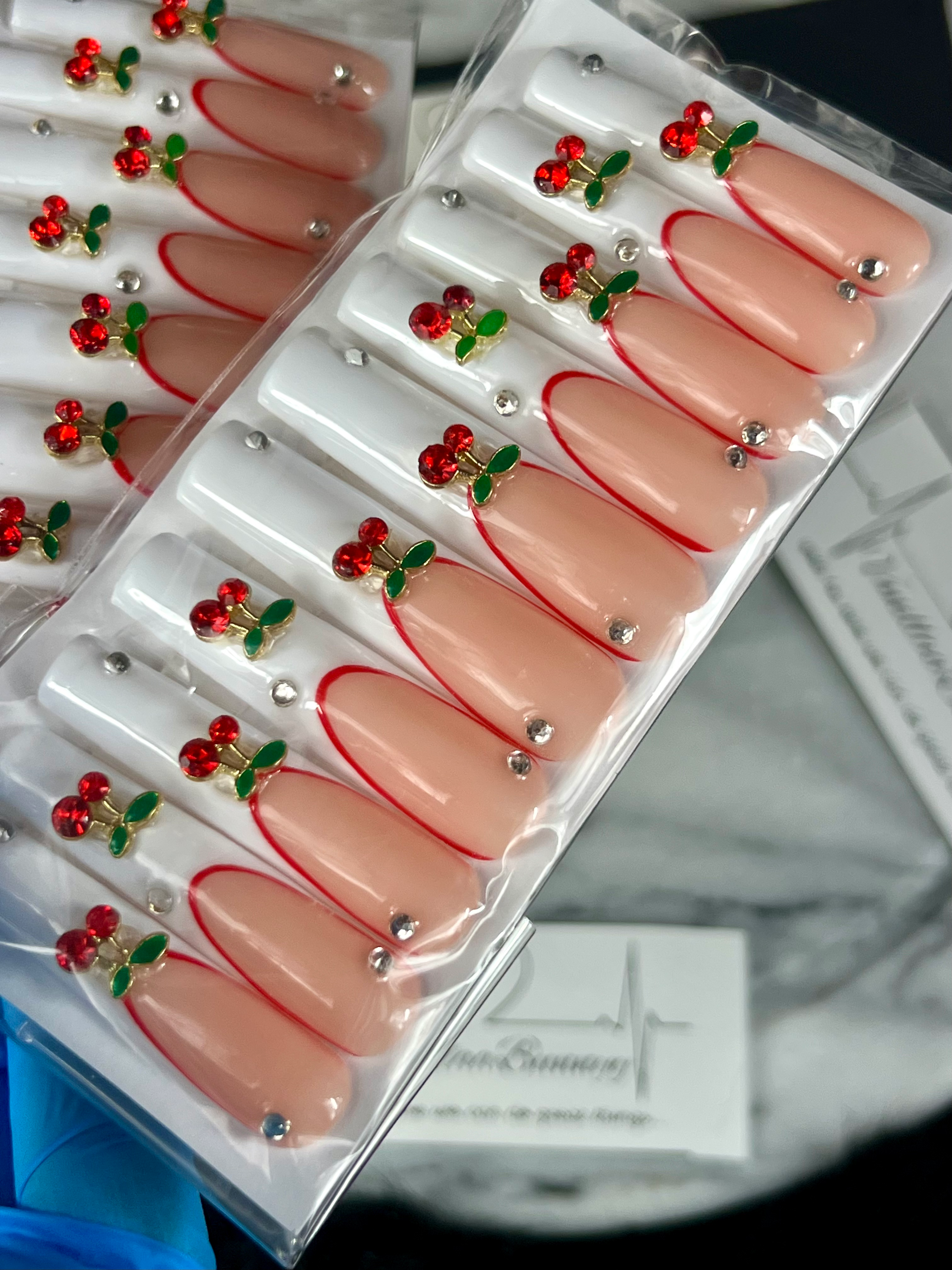 407 | ship directly to clients no logo l 10 nails | cherry french