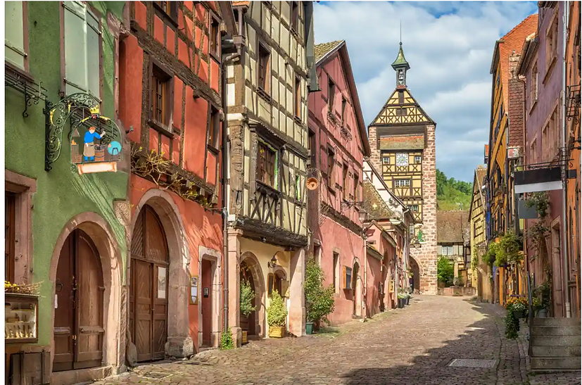 Colored Mediaval houses.png