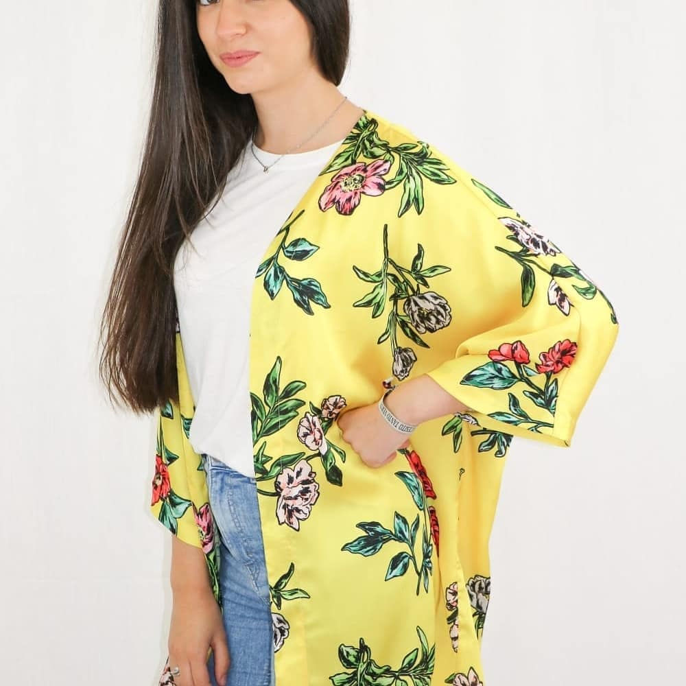 Kimono Amarillo Estampado de Raso