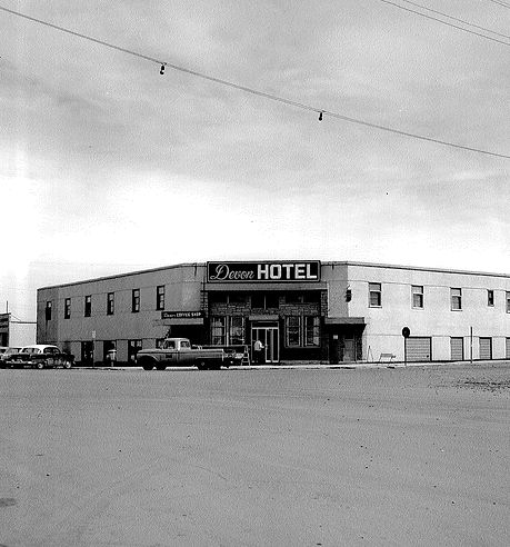 Old Devon Hotel (1)_edited.jpg