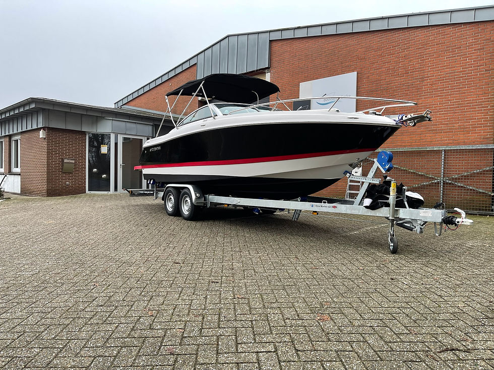 Miniaturbild: Four Winns 235 Sundowner