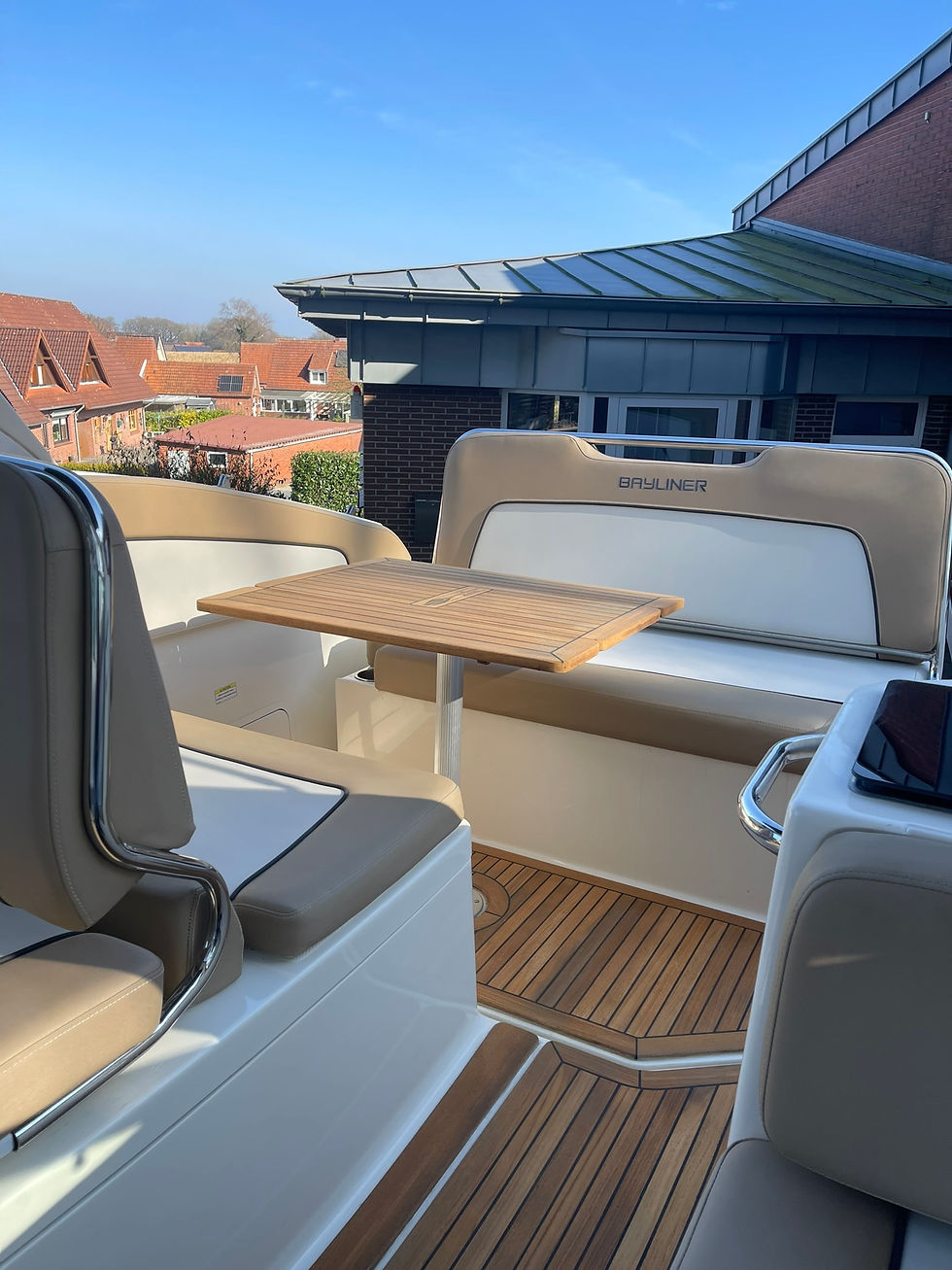 Miniaturbild: Bayliner Ciera 8