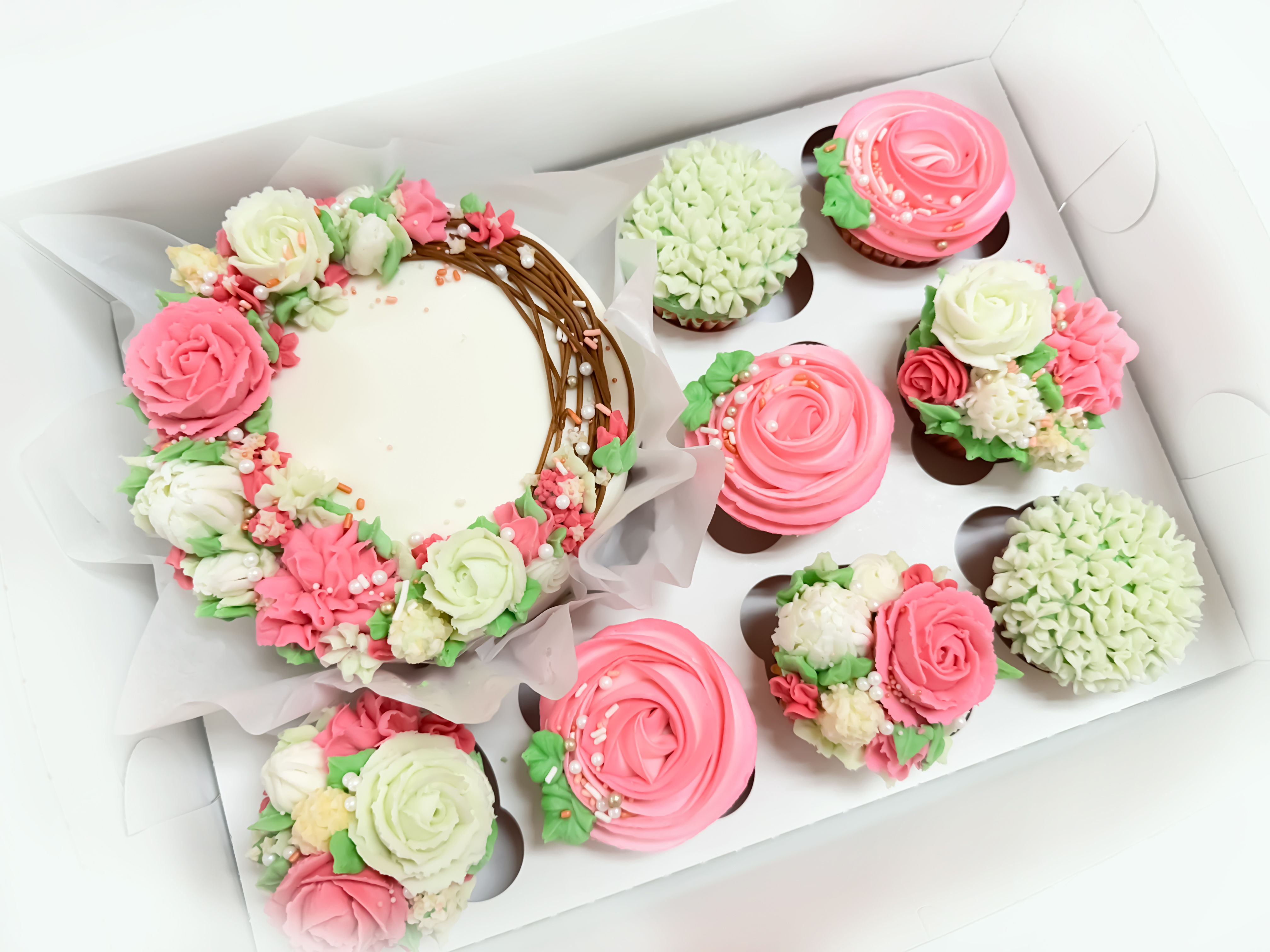 Mother's Day Floral Cake and 8 Class