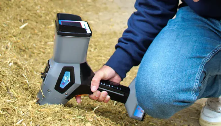 Miniatură: Analizator de calitate furaje X-NIR Dinamica Generale