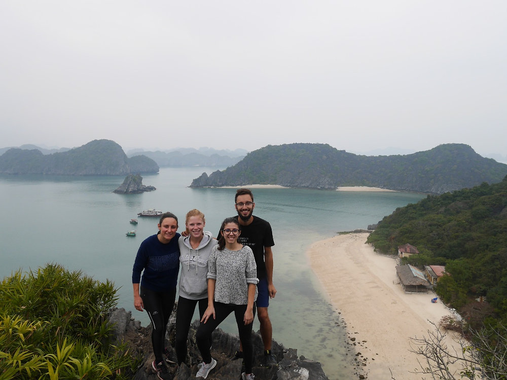 CAT BA ET LA BAIE D'HA LONG