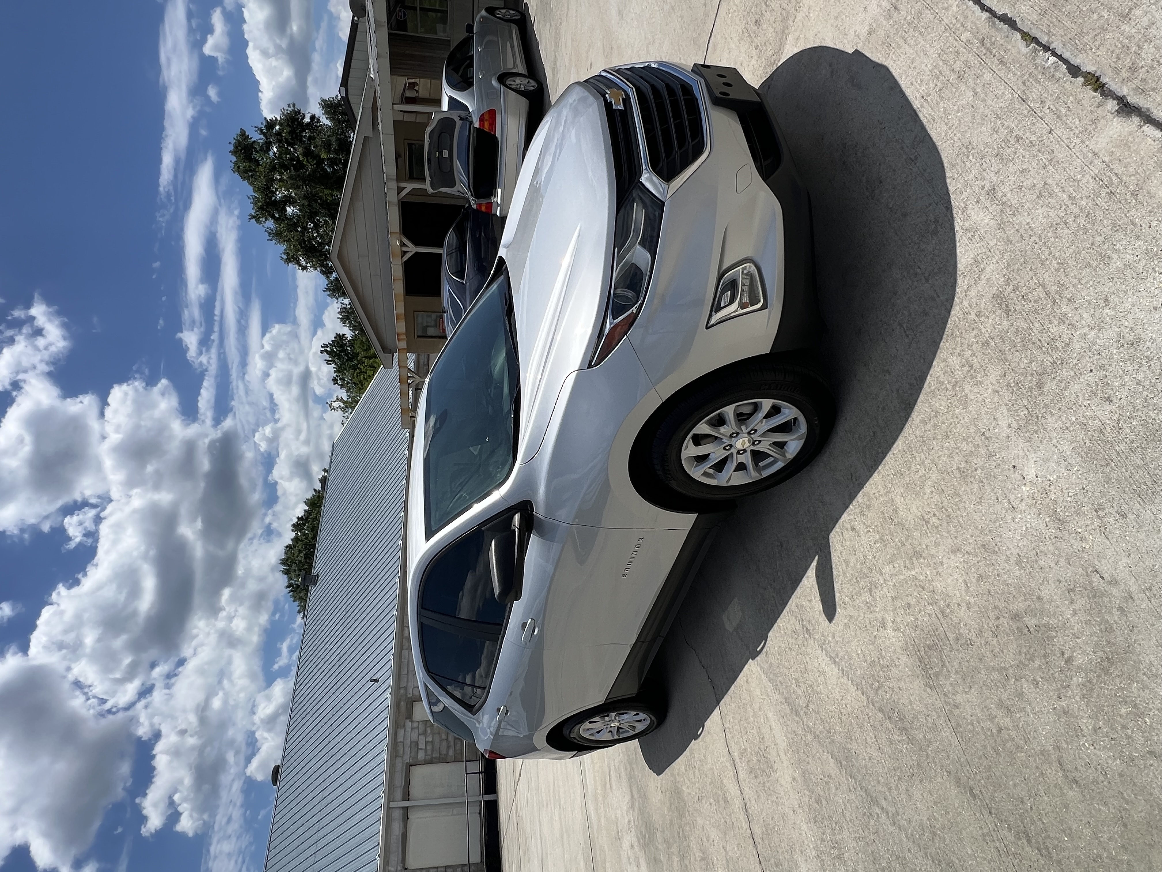2020 Chevrolet Equinox LS's photo