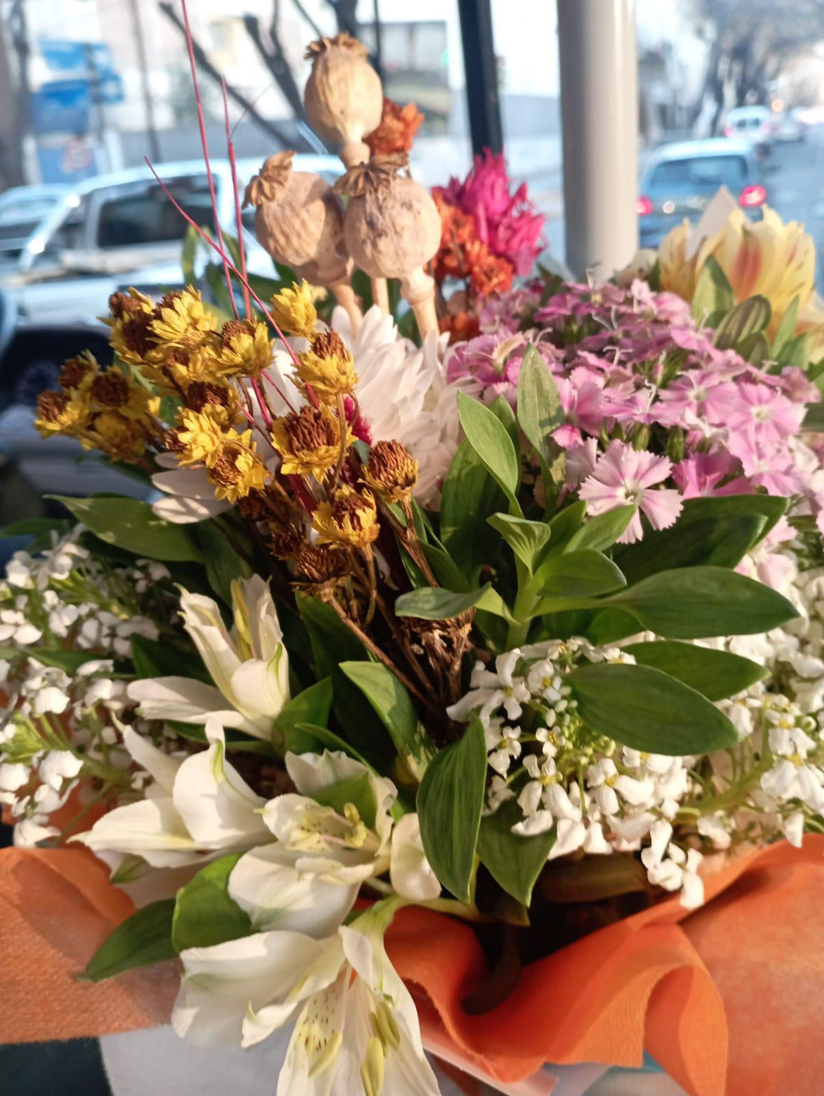 Mix de artificiales,secos y naturales