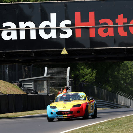 2025 Miata Trophy Round 3 Brands Hatch GP Review: Progress, Progress & Barrier Damage...