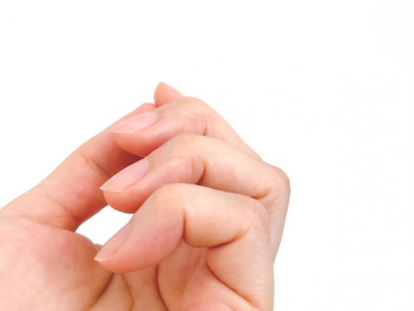 1日2分でスッキリ!簡単「爪もみ習慣」で自律神経を整えよう