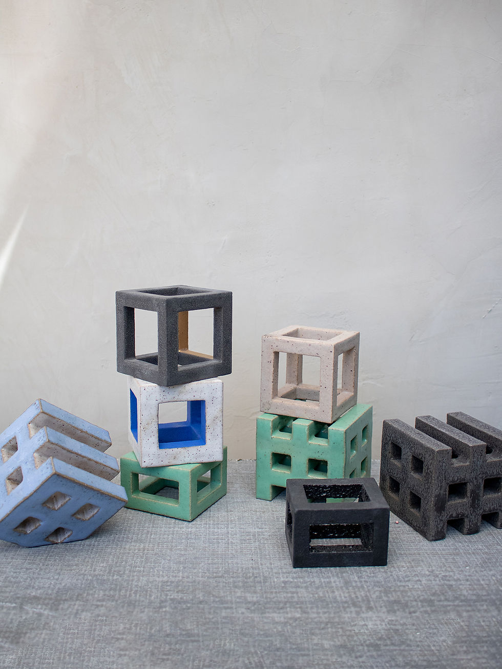 Thumbnail: NEMO BLOC -WHITE/ BLUE