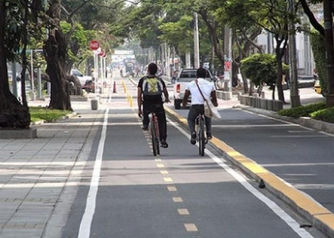 A través del Código de Policía se multará a quienes obstruya el tránsito de ciclorrutas