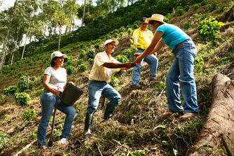 Colombia Siembra priorizará proyectos de maquinaria, tecnología y pos cosecha