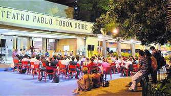 Lunes de Ciudad del Teatro Pablo Tobón Uribe